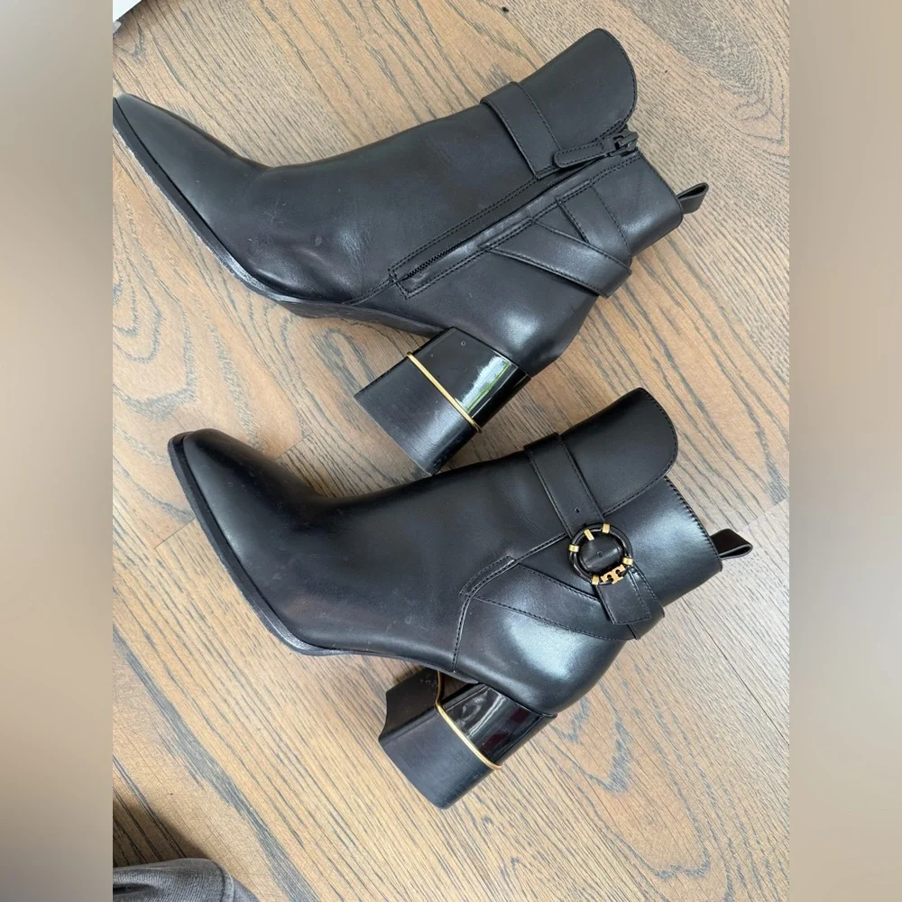 Tory Burch Black Leather Ankle Boots with Logo Buckle and gold accent EUC size 9